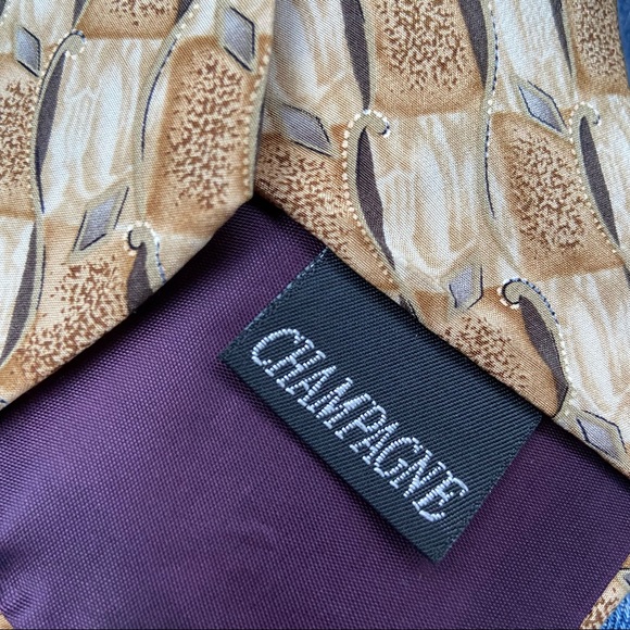 Silk Tie Champagne Cocktail Collection by Stonehenge - Picture 5 of 8